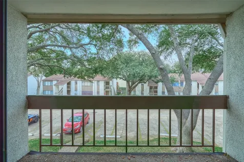 12100 Melville Drive 406d Montgomery TX 77356
