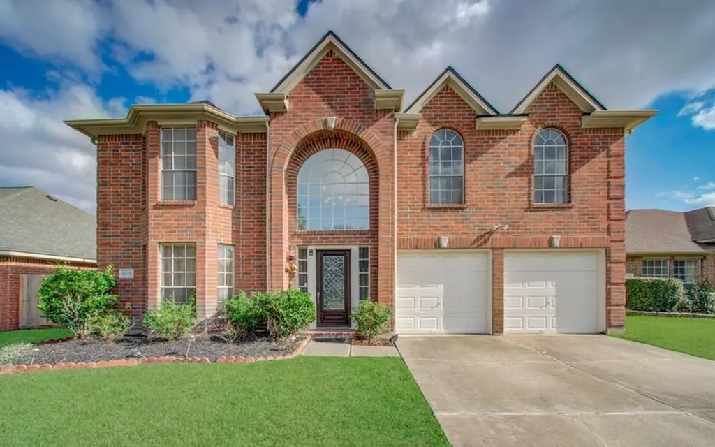 3219 Leila Oaks Drive Houston TX 77082