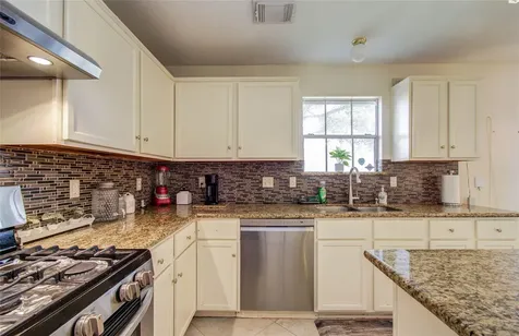 3219 Leila Oaks Drive Houston TX 77082