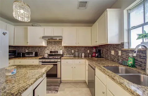 3219 Leila Oaks Drive Houston TX 77082