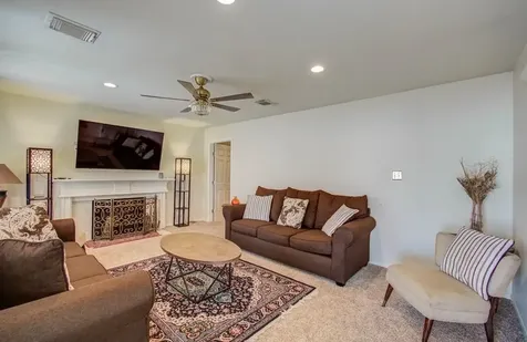 3219 Leila Oaks Drive Houston TX 77082