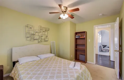 3219 Leila Oaks Drive Houston TX 77082