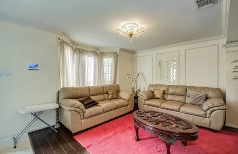 3219 Leila Oaks Drive Houston TX 77082