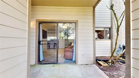 7037 N Holiday Drive Galveston TX 77550