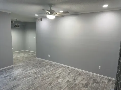 7037 N Holiday Drive Galveston TX 77550