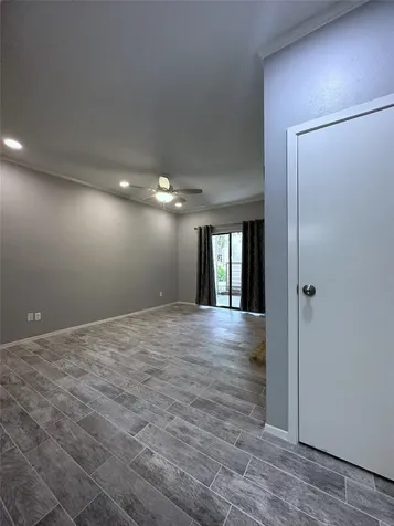 7037 N Holiday Drive Galveston TX 77550