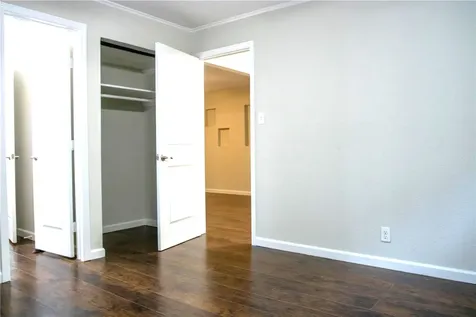 421 E Park Street Alvin TX 77511