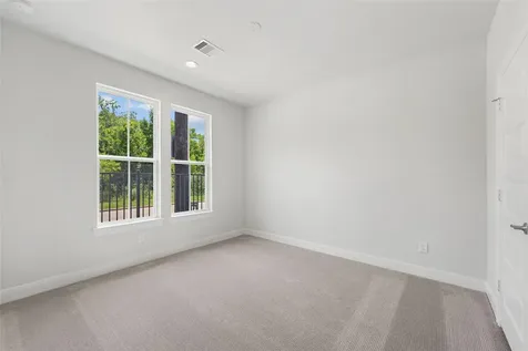 2708 Grand Fountains Drive E Houston TX 77054