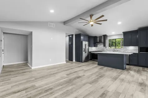 439 N Sherwood Forest Drive Woodville TX 75979
