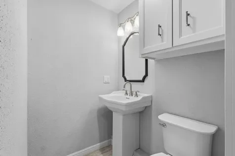 439 N Sherwood Forest Drive Woodville TX 75979