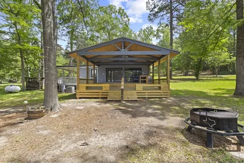 439 N Sherwood Forest Drive Woodville TX 75979