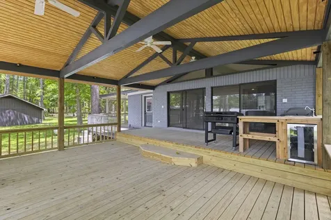 439 N Sherwood Forest Drive Woodville TX 75979