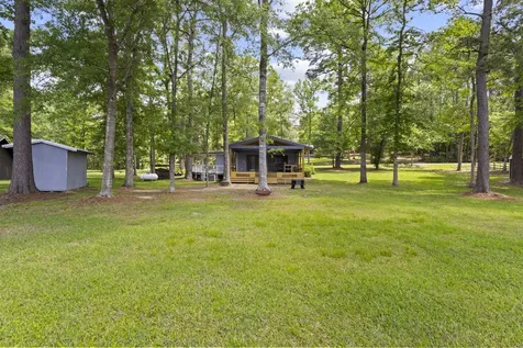439 N Sherwood Forest Drive Woodville TX 75979