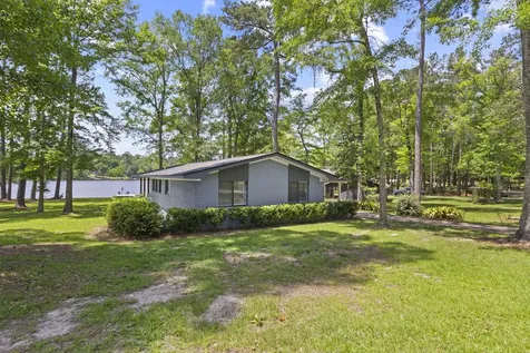 439 N Sherwood Forest Drive Woodville TX 75979