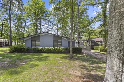 439 N Sherwood Forest Drive Woodville TX 75979