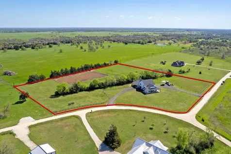 10477 Acacia Lane Hearne TX 77859