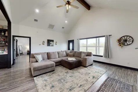 10477 Acacia Lane Hearne TX 77859