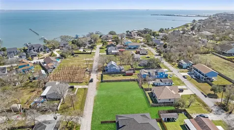 127 Dwire Drive La Porte TX 77571
