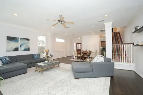 4256 Childress Street Houston TX 77005