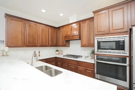 4256 Childress Street Houston TX 77005