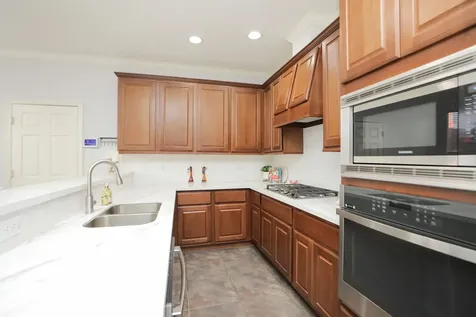 4256 Childress Street Houston TX 77005