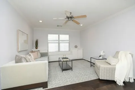 4256 Childress Street Houston TX 77005