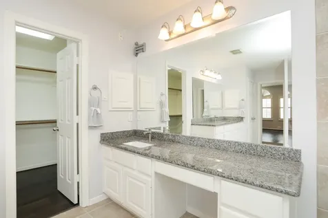4256 Childress Street Houston TX 77005