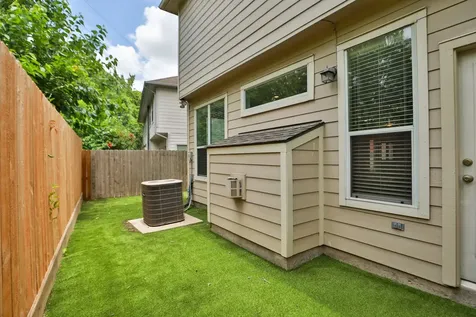 4256 Childress Street Houston TX 77005