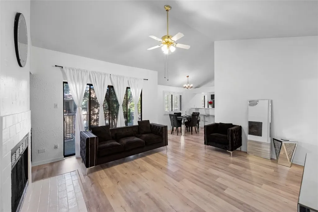 3500 Tangle Brush Drive 194 The Woodlands TX 77381