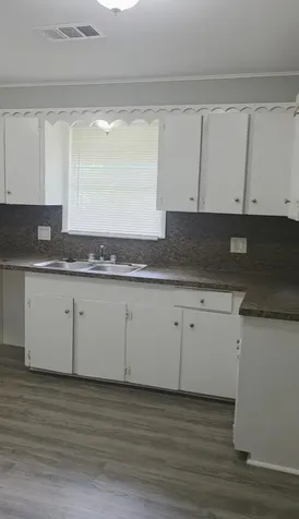 407 E Homan Street Baytown TX 77520