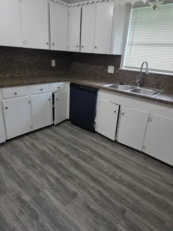407 E Homan Street Baytown TX 77520