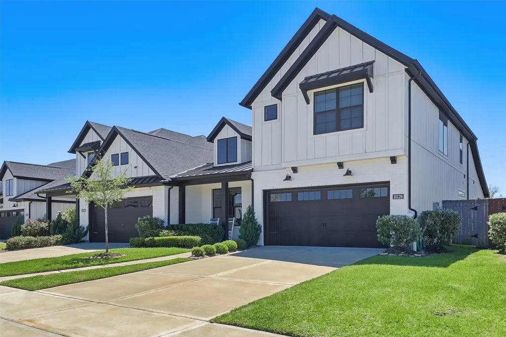 10126 Water Harbor Drive Missouri City TX 77459