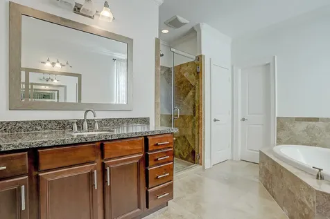 1539 Haddon Street Houston TX 77006