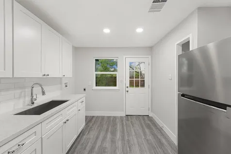 4630 Clover Street Houston TX 77051