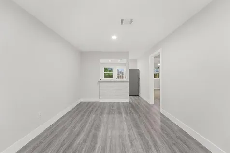 4630 Clover Street Houston TX 77051