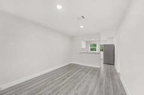 4630 Clover Street Houston TX 77051