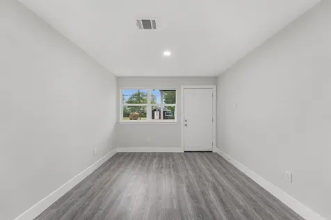 4630 Clover Street Houston TX 77051