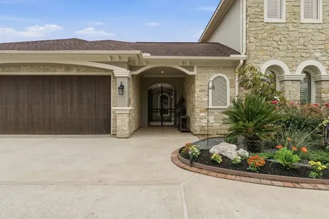 9305 Old River Court E Montgomery TX 77356