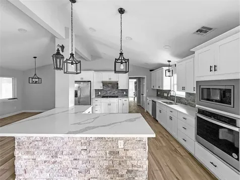 3706 Roberts Boulevard Baytown TX 77521