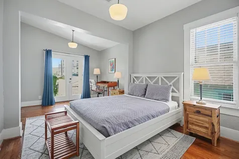 4213 Avenue T 1/2 Galveston TX 77550