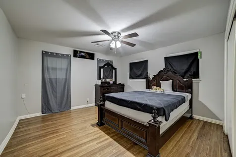 1 4th Avenue N Texas City TX 77590