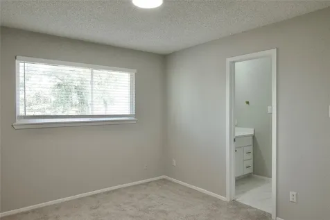 5111 Pinewilde Drive Houston TX 77066