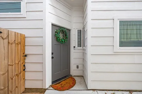 317 Sikes Street Houston TX 77018