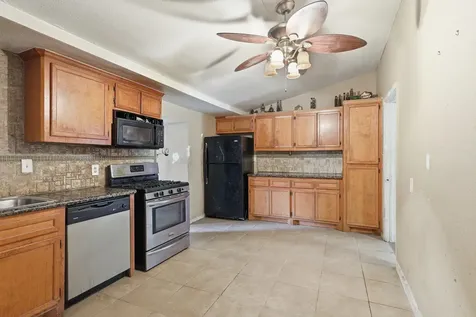 2533 Wall Street Houston TX 77088