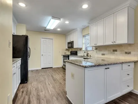 1814 Oak Valley Drive Kemah TX 77565