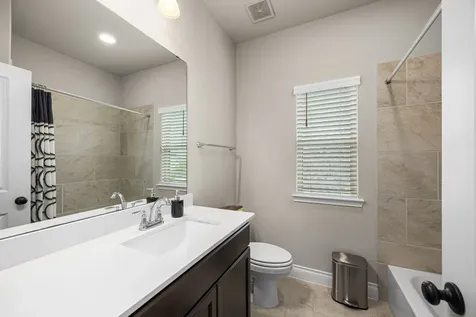 1818 Lottie Moore Loop Richmond TX 77469