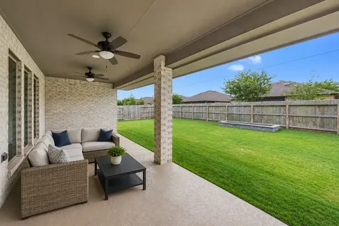 1818 Lottie Moore Loop Richmond TX 77469