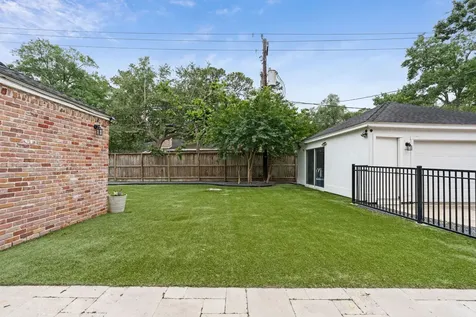 10215 Green Tree Road Houston TX 77042