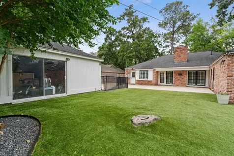 10215 Green Tree Road Houston TX 77042