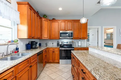 866 Townsend Drive Crystal Beach TX 77650